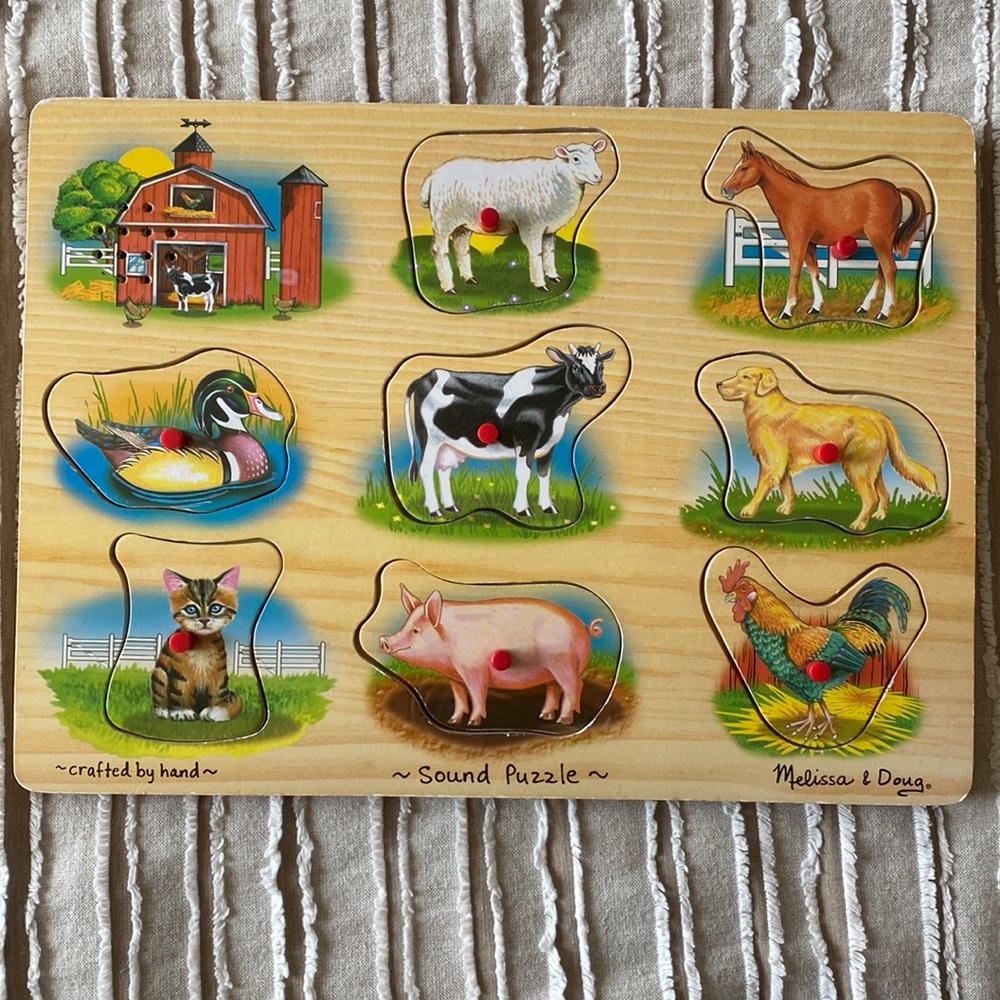 Melissa & Doug Farm Sound Peg Puzzle